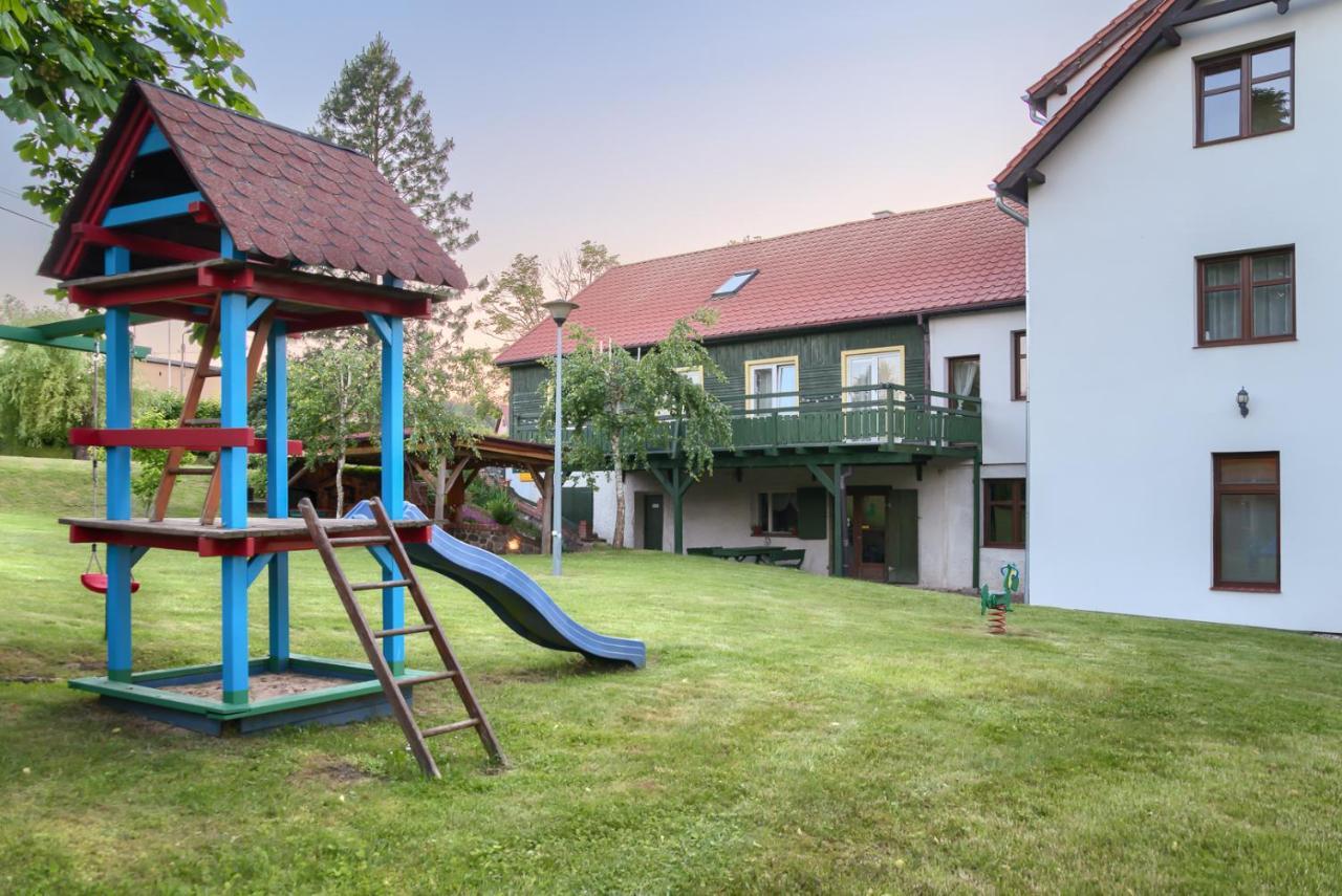 Gosciniec Zielony Domek Mrągowo Buitenkant foto